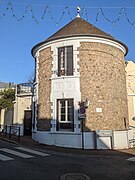 Tour de la porte de La Borde.