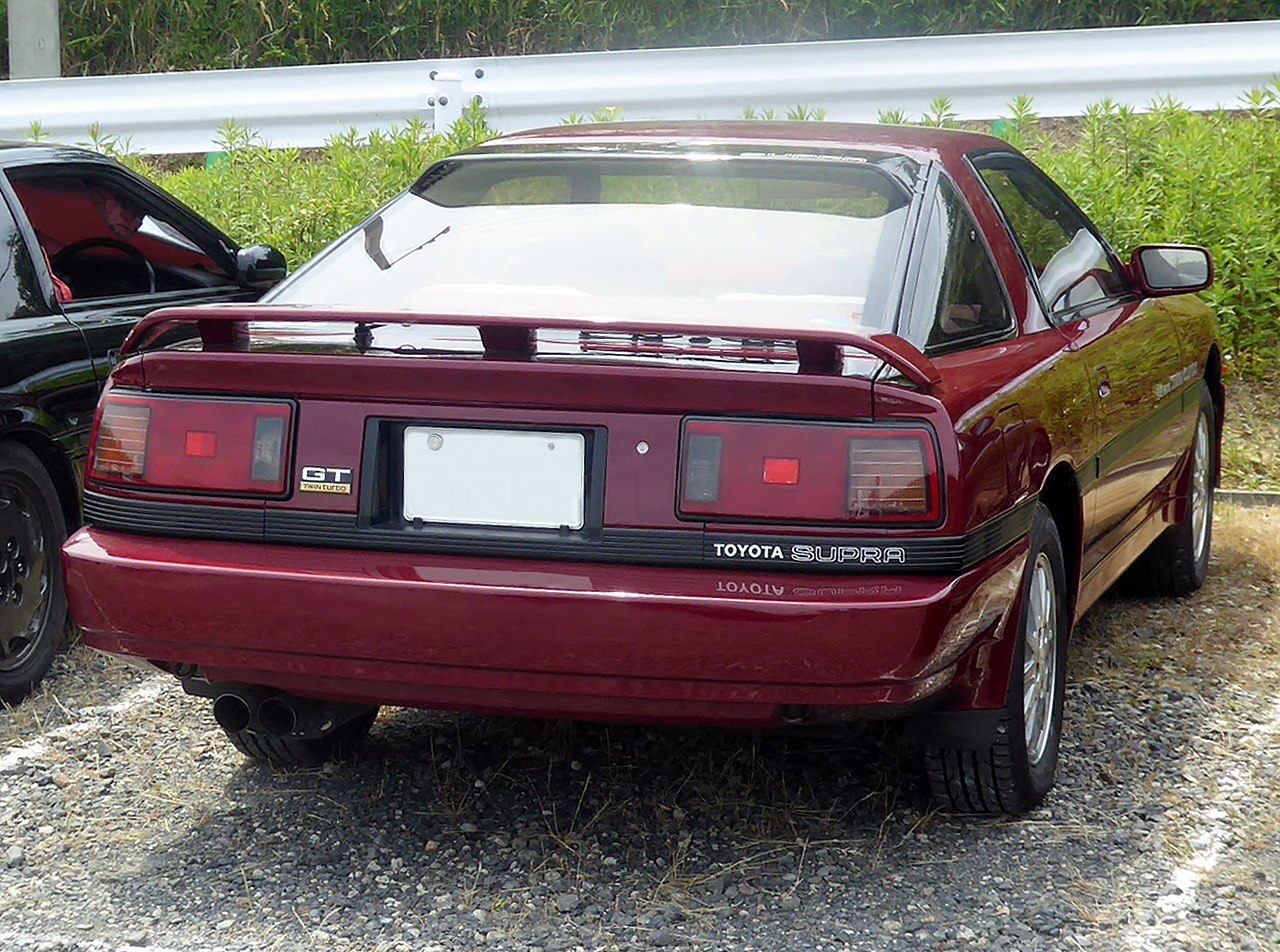 ファイル:Toyota SUPRA 2.0GT TWIN turbo (E-GA70) rear.jpg - Wikipedia