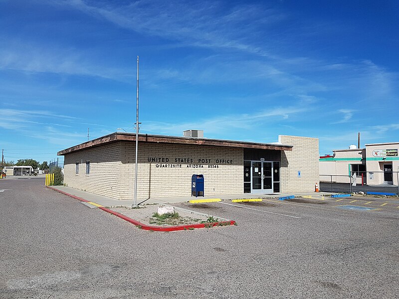 File:U.S. Post Office Quarzite, Arizona (50347248066).jpg