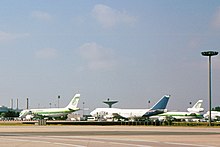 Flugzeuge von Air Afrique am Flughafen Paris-Charles de Gaulle, 1991