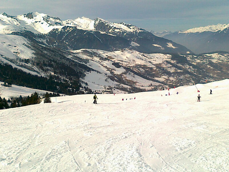 File:Valmorel 2012 - panoramio (29).jpg