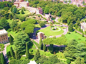 حدائق الفاتيكان، أعتبرت المناطق التي تشغلها حدائق الفاتيكان ذات طابع خاص منذ القرون الأولى للمسيحية.