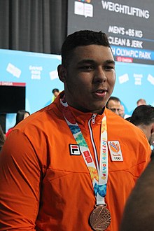 Upacara kemenangan Anak laki-laki +85 kg Angkat besi 2018 YOG 22.jpg