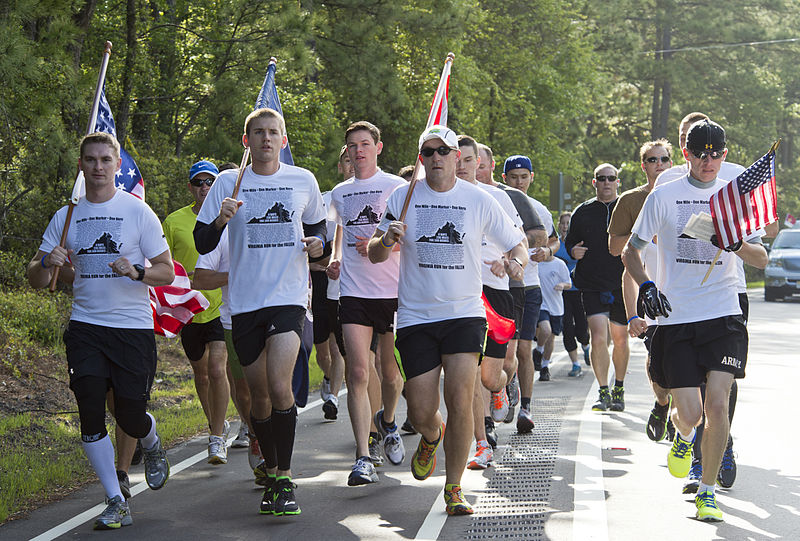 File:Virginia Run for the Fallen 130502-N-ZZ999-272.jpg