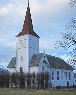 Blick auf die Ortskirche