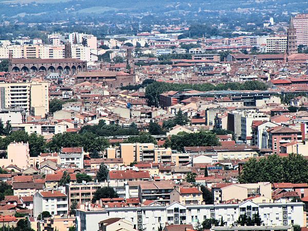 Français : Toulouse vu de l'hôpital Rangueil