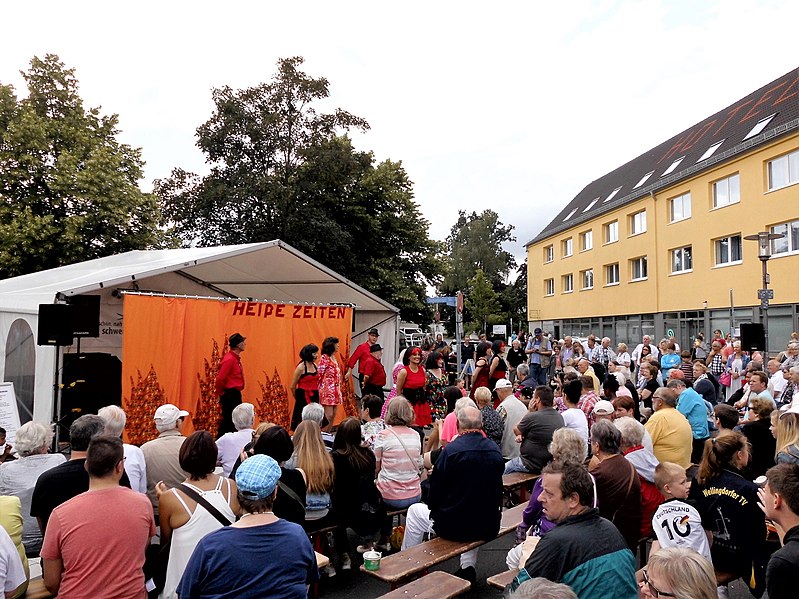 File:Wellingdorf Stadtteilfest (4).jpg