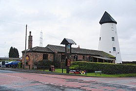 Windmill Tavern, Salwick.jpg