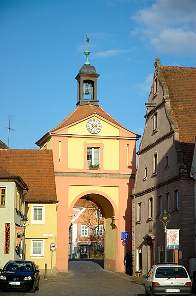 File:Windsbach, Oberes Tor 2273.jpg