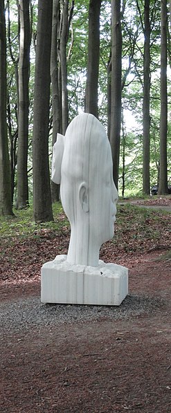 File:Wuppertal Villa Herberts DSC09550 Jaume Plensa Mariana W`s World 2012 z.jpg