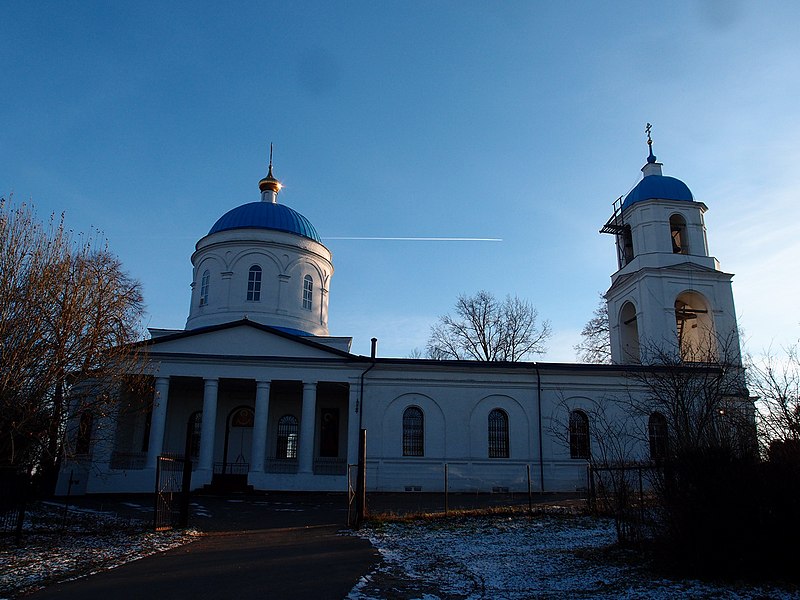 File:Церковь Покрова Пресвятой Богородицы в Головково, Солнечногорский район.JPG