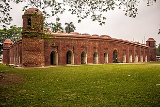 The Sixty Dome Mosque is the largest mosque in the UNESCO protected Mosque City of Bagerhat. ssaatt gmbuj msjid (smmuukh).jpg