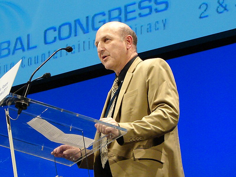 File:2011 Gerhard Bauer of INTA at 6th Global Congress on Combating Counterfeiting & Piracy Paris.jpg