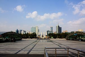Станция Шанхайского музея науки и технологий, 2011.JPG 