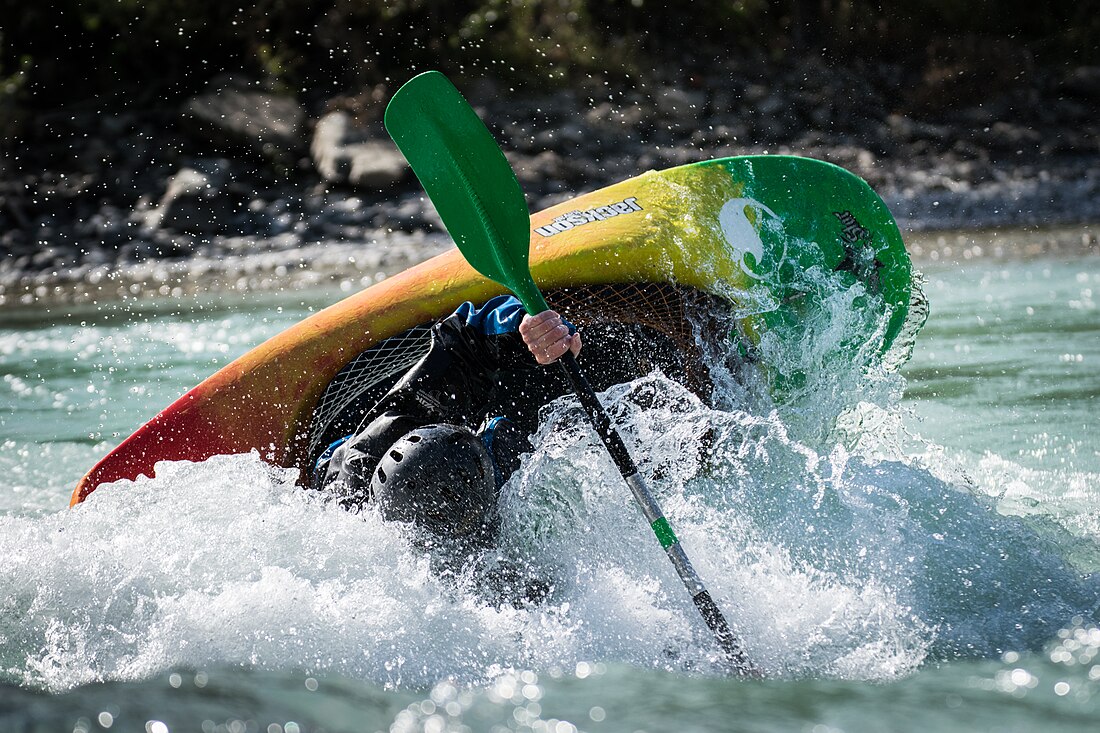 Canoe freestyle