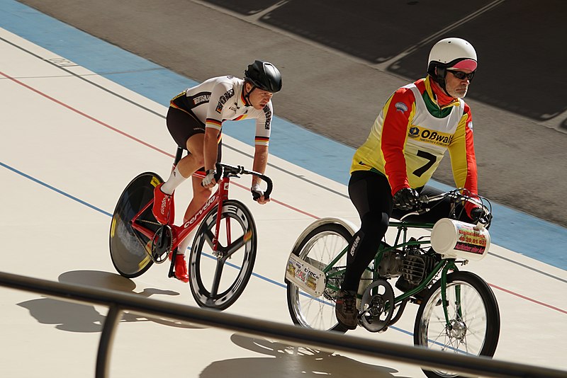 File:2018-09-08 UEC Track Stayer and Derny European Championships Erfurt 171924.jpg