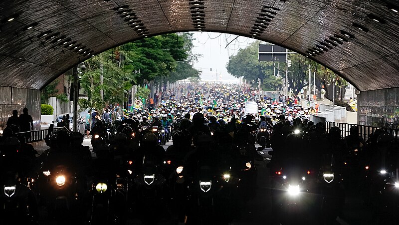 File:23 05 2021 Passeio de moto pela cidade do Rio de Janeiro (51197604427).jpg