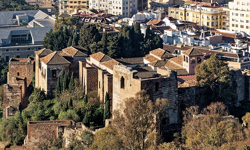 File:31.12.2021 - Rundgang durch die Maurische Festung in Malaga. 02.jpg