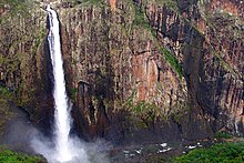 Wallaman Falls, Queensland – highest single drop in Australia