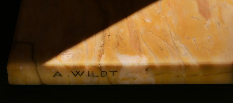 File:Adolfo wildt, la vittoria, 1918-19, 02 firma.jpg