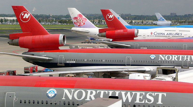 File:Amsterdam Airport Schiphol (10713639583).jpg