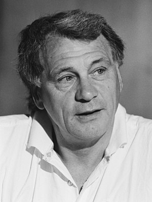 Bobby Robson: Early life, Playing career, Managerial career