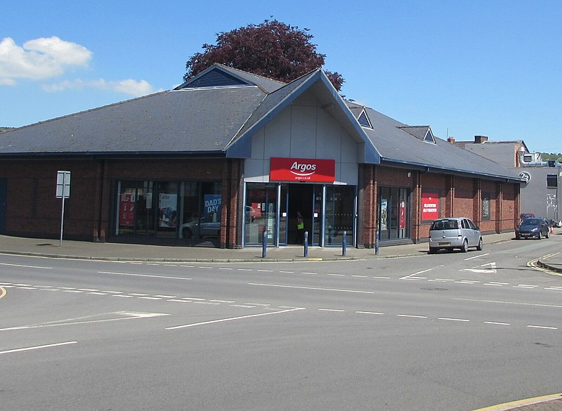 File:Argos shop, Newtown, Powys (geograph 6852165).jpg