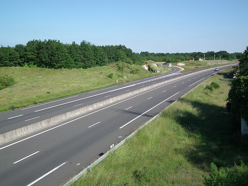 File:Autoroute A837.jpg