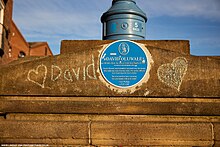 Blue plaque commemorating David Oluwale on Leeds bridge, on launch weekend of Hibiscus Rising Blue Plaque commemorating David Oluwale on Leeds bridge, on launch weekend of Hibiscus Rising. LEEDS 2023.jpg