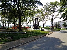 Korean War memorial in the Battery Bowling Green-Battery Pk 33 - Korean War Memorial.jpg