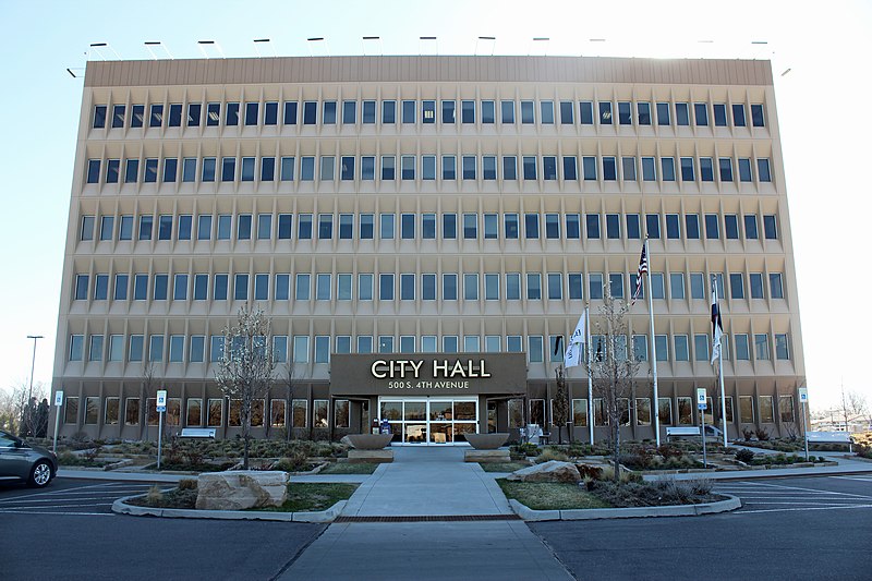 File:Brighton, Colorado City Hall.JPG