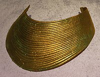 Bronze neck collar from Tiarp. / Bronshalskrage från Tiarp.