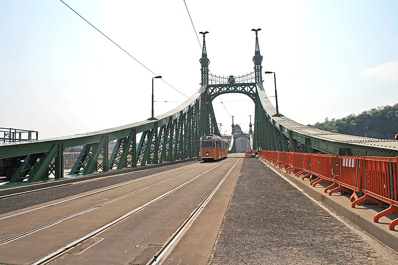 File:Budapest Liberty bridge 2.jpg