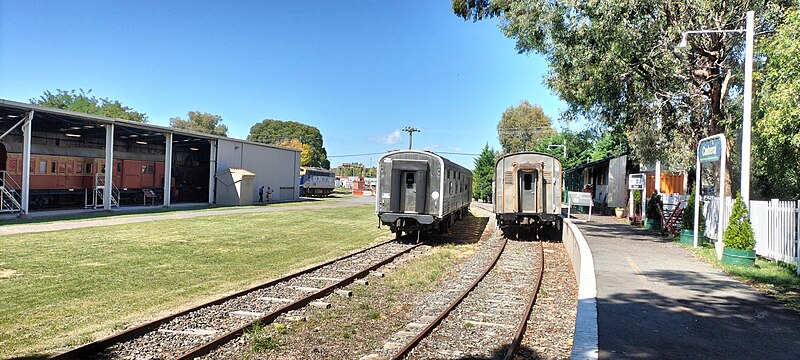 File:Canberra Railway Museum 2.jpg