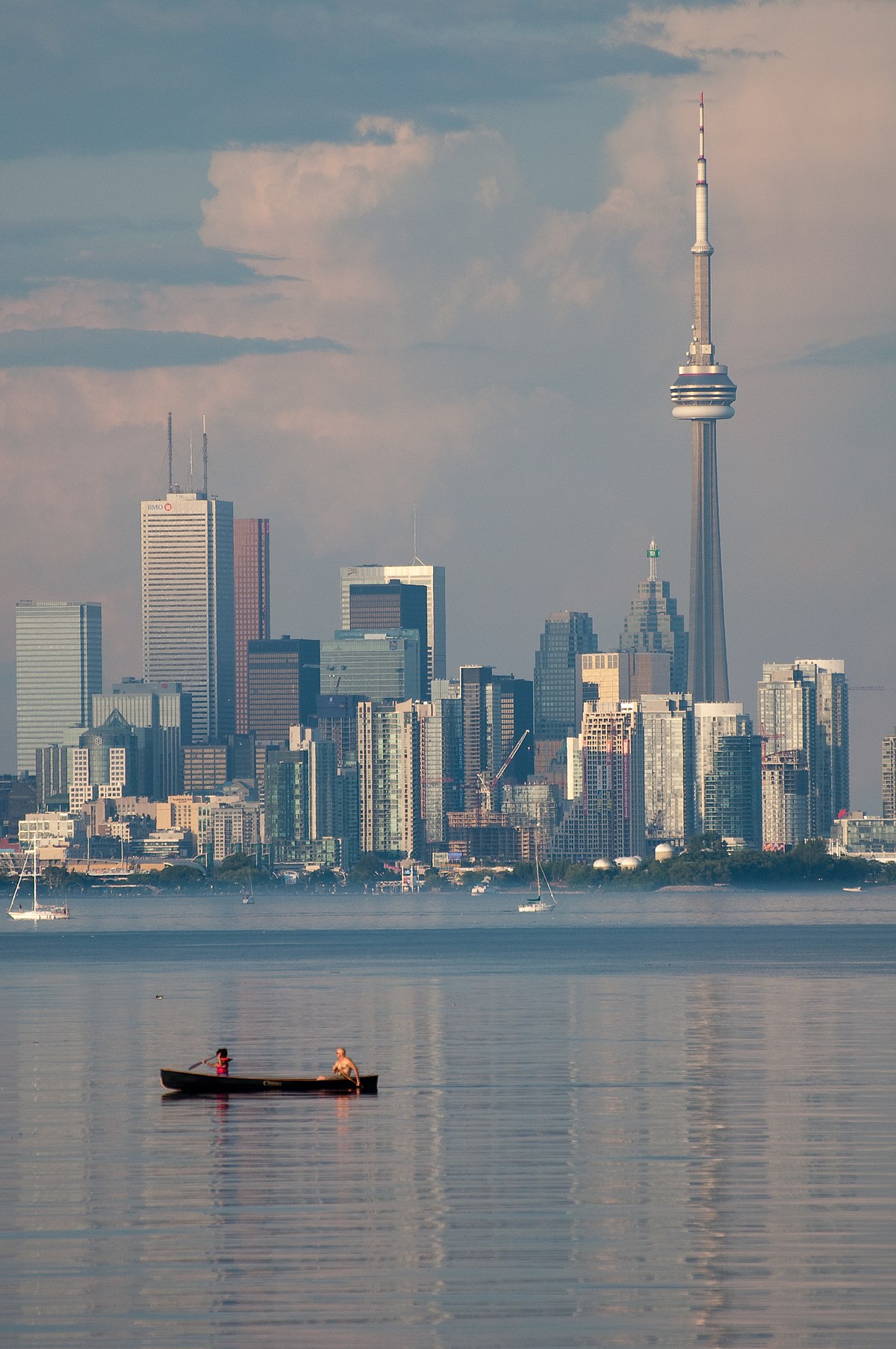 file:canoeing in toronto.jpg - wikimedia commons