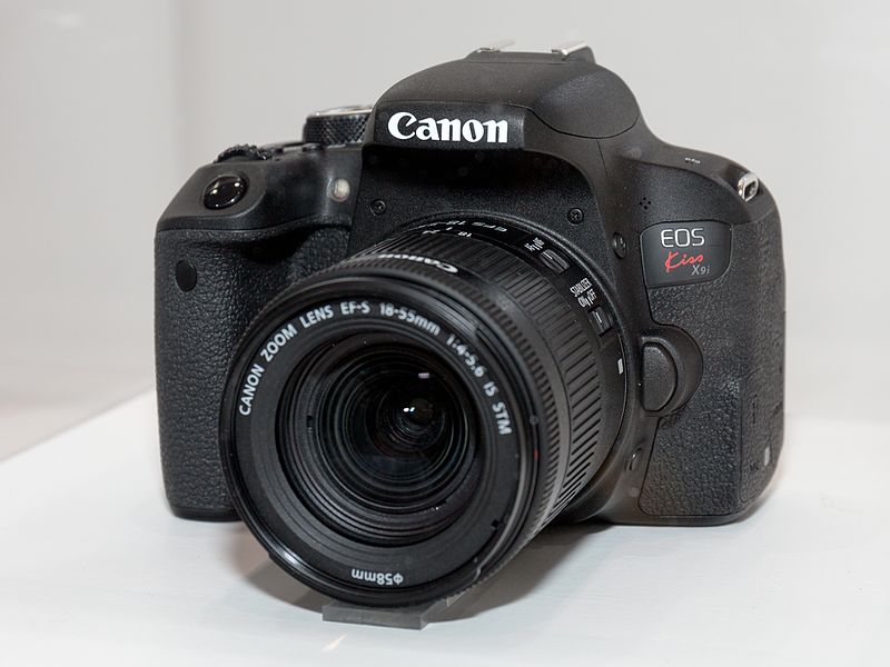 File:Canon EOS Kiss X9i front-left 2017 CP+.jpg