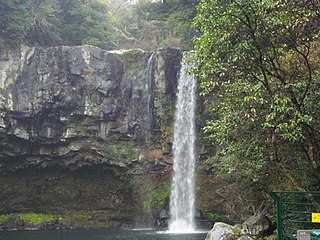 Vodopad Cheonjiyeon