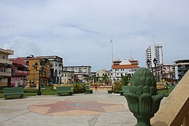 Colón