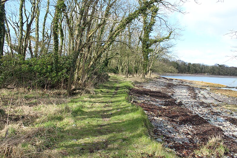 File:Coastal Path to Garlieston - geograph.org.uk - 4858104.jpg