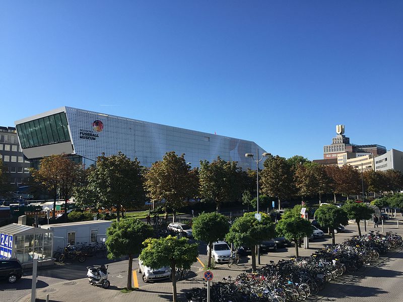 File:DFB Museum Dortmund.jpg