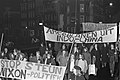 Demonstratie in Amsterdam tegen Amerikaanse politiek in Indo China, Bestanddeelnr 925-3795.jpg