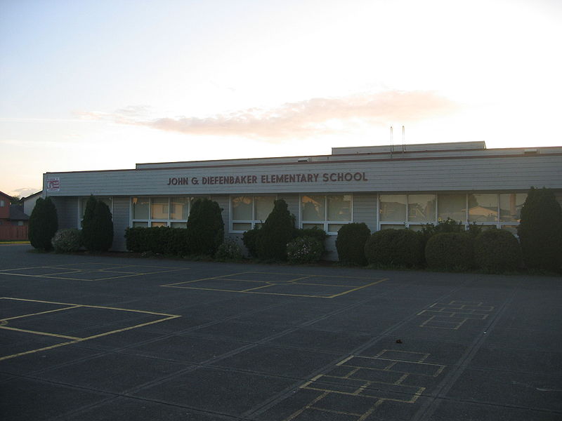 File:Diefenbaker-Elem.jpg