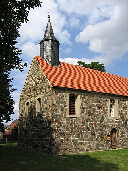 Dorfkirche Reinsdorf Westseite