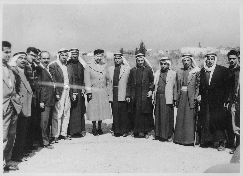 File:Eleanor Roosevelt in Baga,El,Gabya, Israel - NARA - 196036.tif