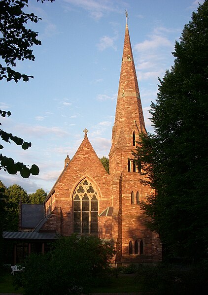 File:Engelska kyrkan 2008b.jpg