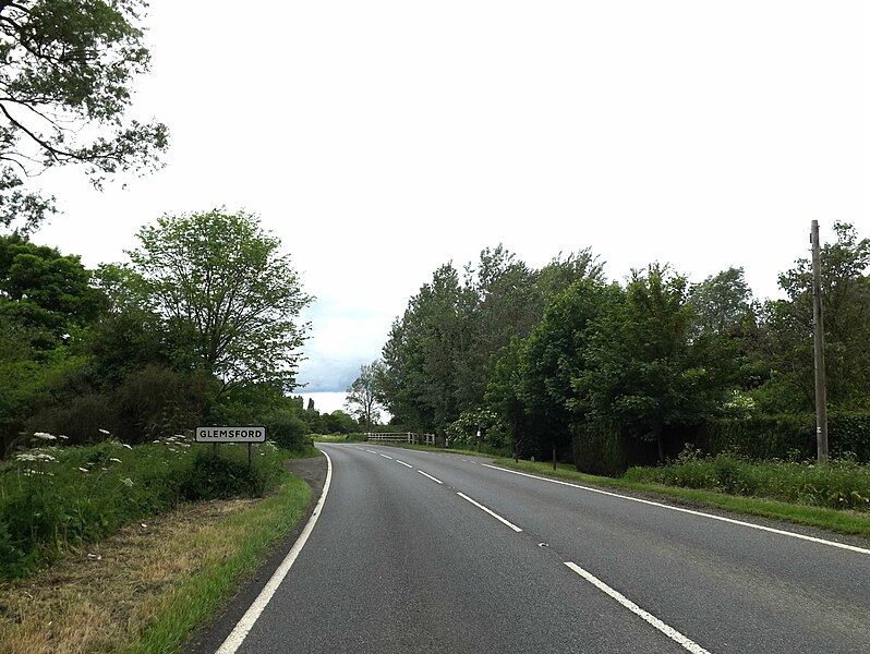 File:Entering Glemsford on the A1092 Lower Road - geograph.org.uk - 4011065.jpg