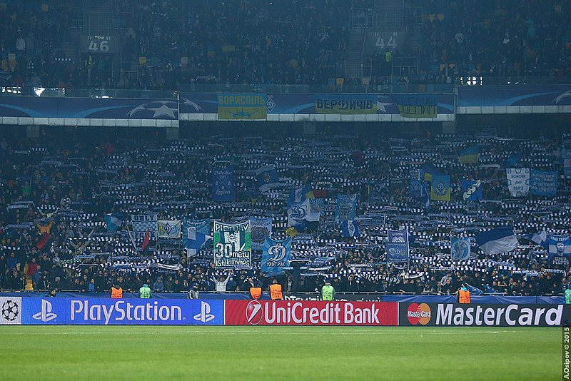 File:FC Dynamo Kyiv Ultras - ФК Динамо Киев Ультрас (22326227116).jpg