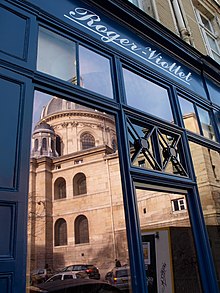 Façade de l'agence Roger-viollet à paris.jpg