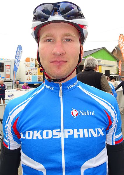 File:Ficheux - Paris-Arras Tour, étape 2, 23 mai 2015, départ (B62).JPG