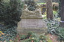 Frankfurt, main cemetery, grave II 372 Henninger.JPG